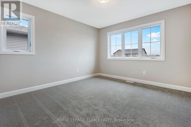 29616628/737-gamble-drive/village-of-russell/russell/ontario/K4R0G5_35