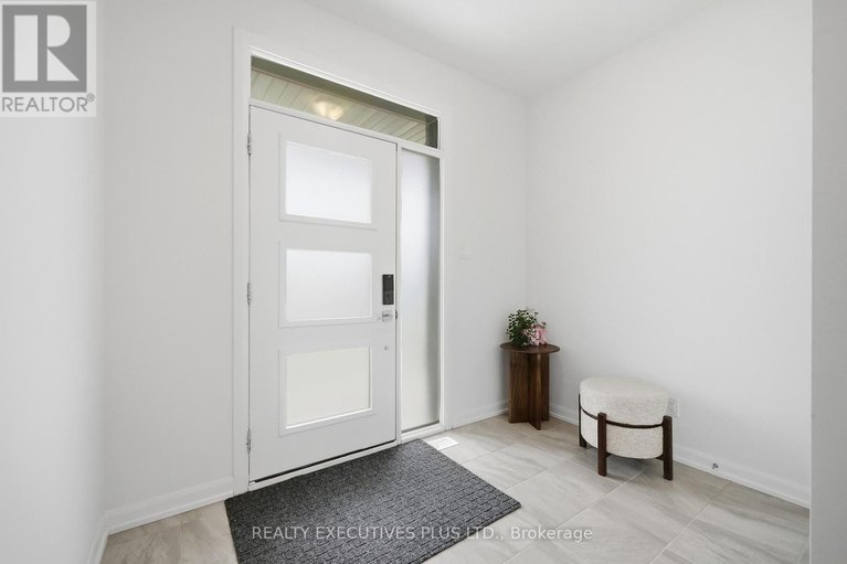 29673656/429-sterling-avenue/clarencerockland-twp/clarence-rockland/ontario/K4K0M5_3