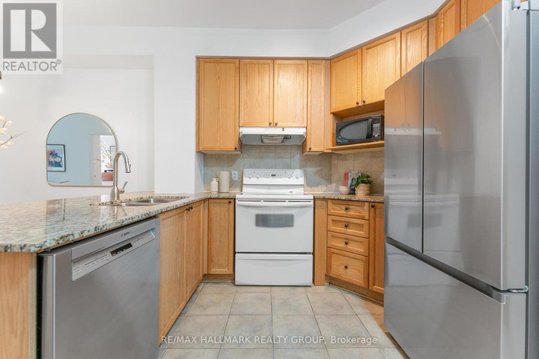 28907121/120-205-bolton-street/lower-townbyward-market/ottawa/ontario/K1N1K7_21