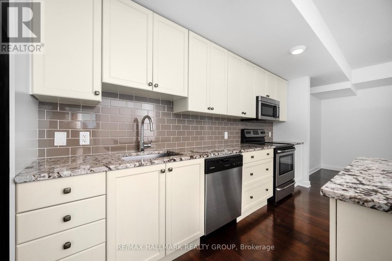 29105496/1904-179-metcalfe-street/ottawa-centre/ottawa/ontario/K2P1P7_12