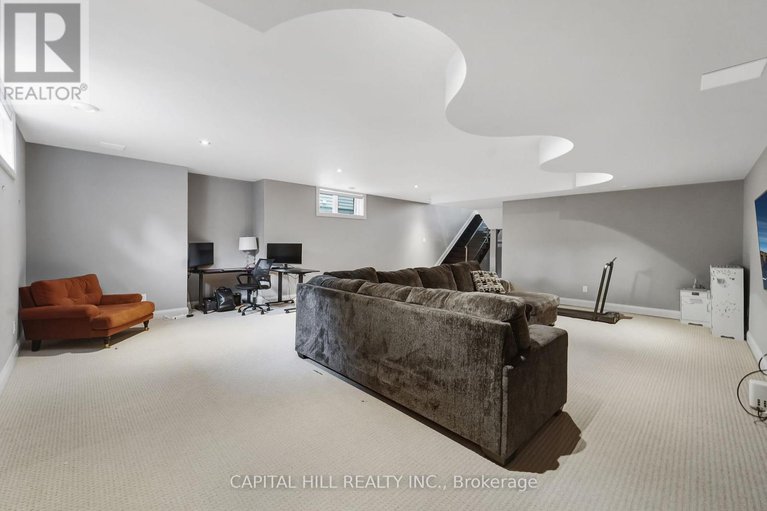 28598588/71-eleanor-drive/city-viewskylinefisher-heightsparkwood-hills/ottawa/ontario/K2E6A1_41