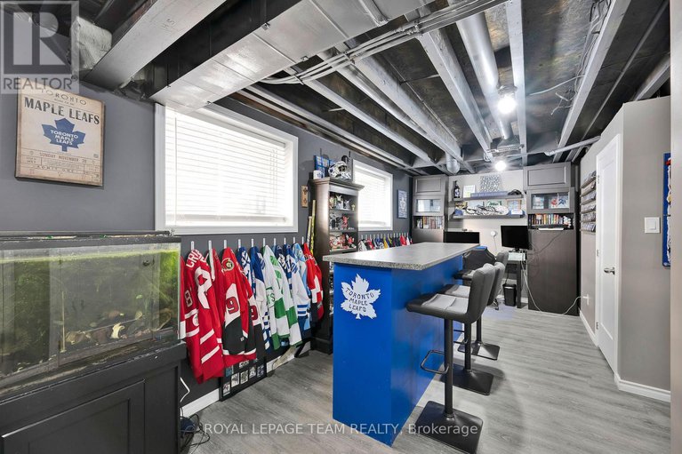 28591653/36-cento-way/stittsville-north/ottawa/ontario/K2S0W4_38