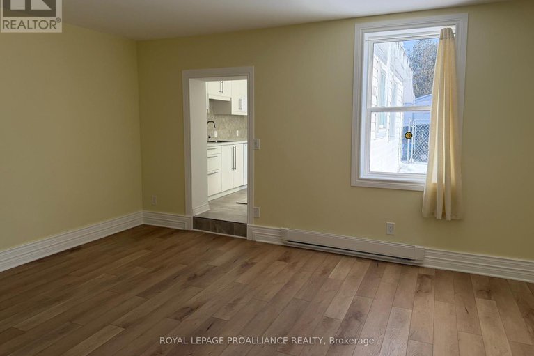 29414231/71-buell-street/brockville/brockville/ontario/K6V4Y4_12