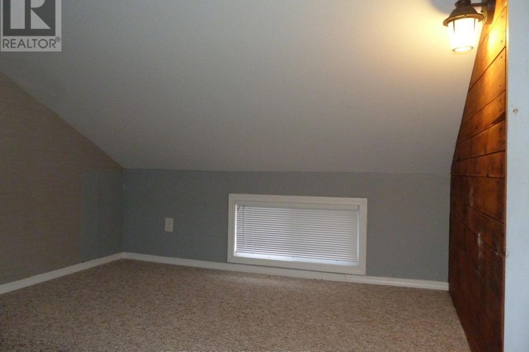 29471578/453-may-street/winchester/north-dundas/ontario/K0C2K0_45