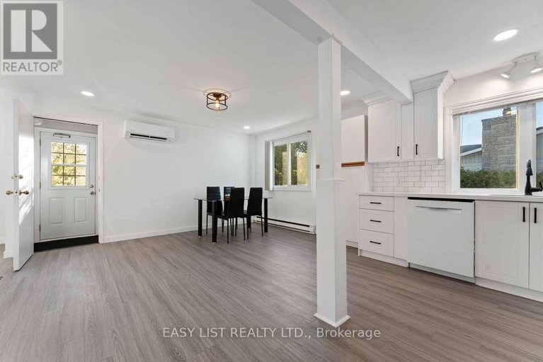 28977223/1290-st-jean-street/convent-glen-south/ottawa/ontario/K1C1N6_4