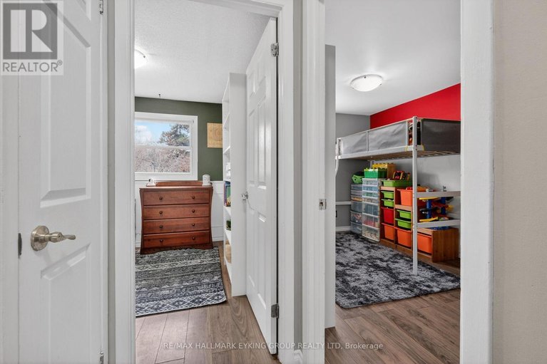 29566260/10-6265-castille-court/convent-glen-south/ottawa/ontario/K1C1X4_24