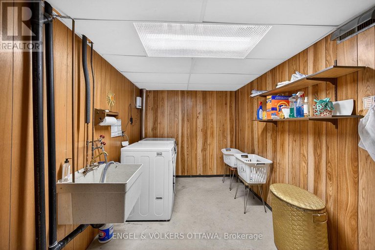 29323423/34-wallford-way/city-viewskylinefisher-heightsparkwood-hills/ottawa/ontario/K2E6B6_34