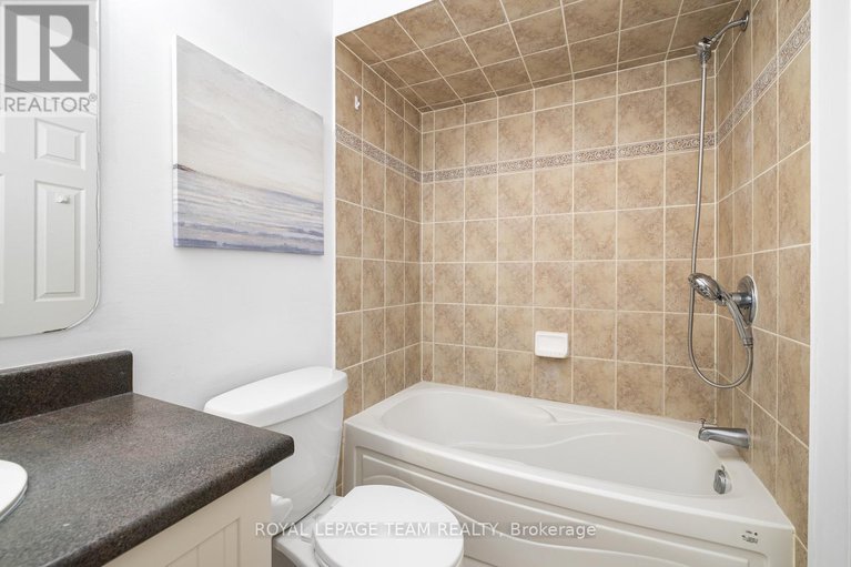 28616920/207-portrush-avenue/longfields/ottawa/ontario/K2J5J6_34