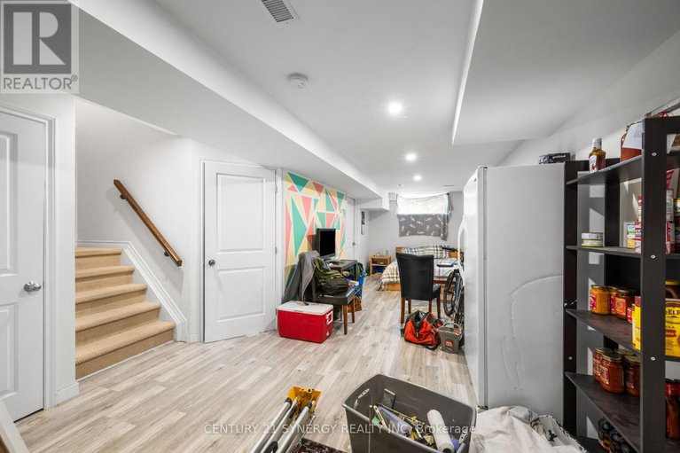 28430474/148-talltree-crescent/stittsville-central/ottawa/ontario/K2S0B1_18