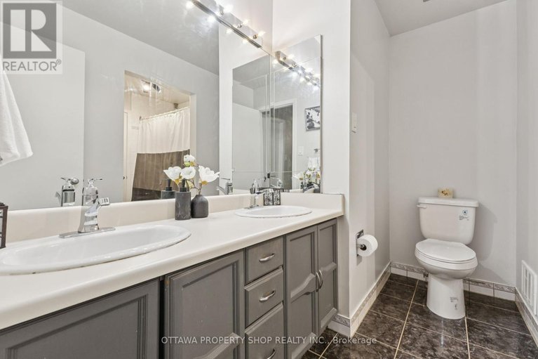 28617520/1575-thurlow-street/fallingbrookridgemount/ottawa/ontario/K4A2K6_17