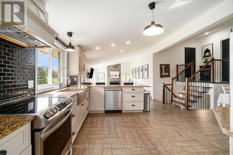 28604687/1891-river-road/manotick-east-to-manotick-station/ottawa/ontario/K4M1B4_12
