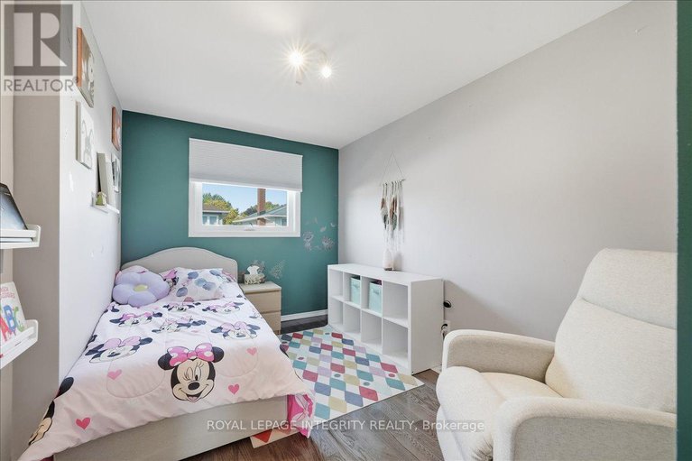 28978669/1406-bouton-dor-way/bilberry-creekqueenswood-heights/ottawa/ontario/K1E3L3_29