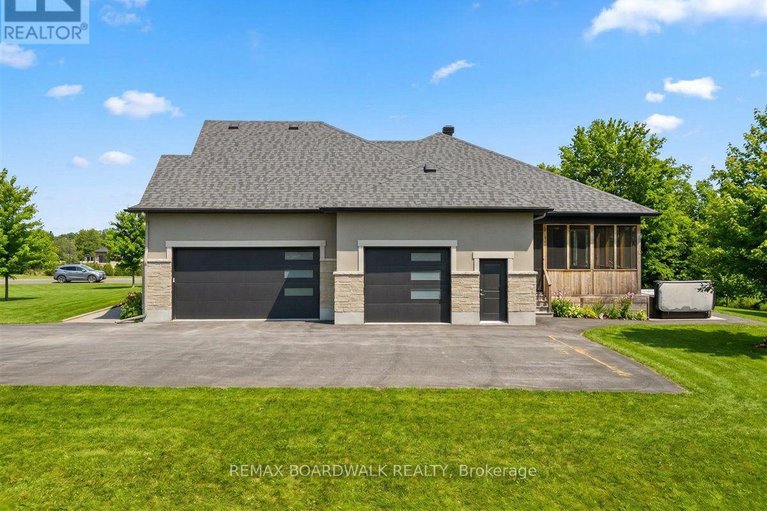 29565917/137-coyles-drive-s/beckwith-twp/beckwith/ontario/K0A1B0_46