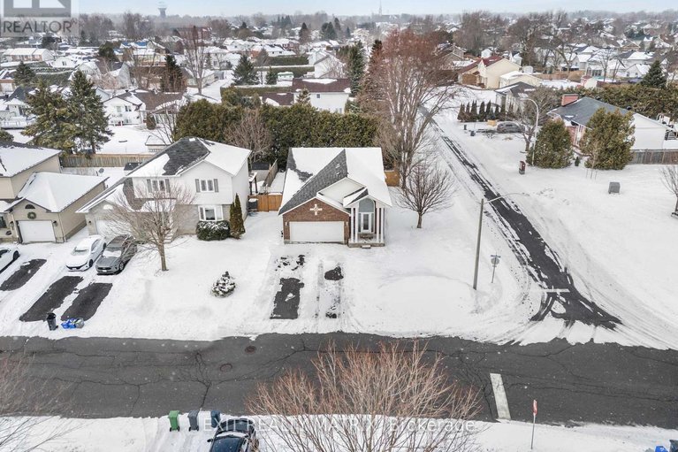 29648869/403-centenaire-street/embrun/russell/ontario/K0A1W0_29