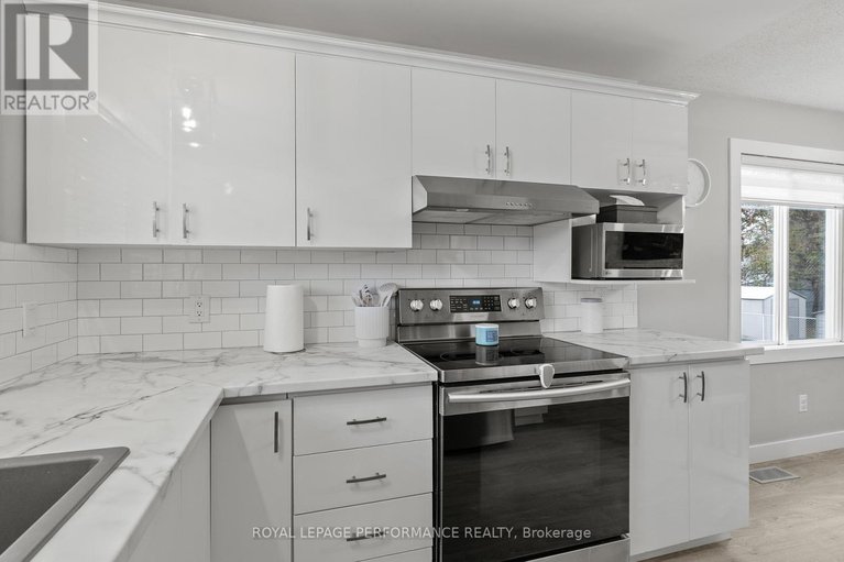 29018584/699-payer-street/town-of-rockland/clarence-rockland/ontario/K4K1N3_18