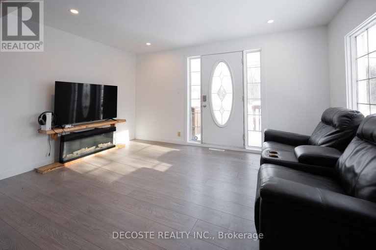 29279292/1886-dalkeith-road/north-glengarry-lochiel-twp/north-glengarry/ontario/K0B1E0_6