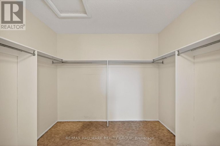 29582128/1050-plante-drive/hunt-clubwestern-community/ottawa/ontario/K1V9E6_32