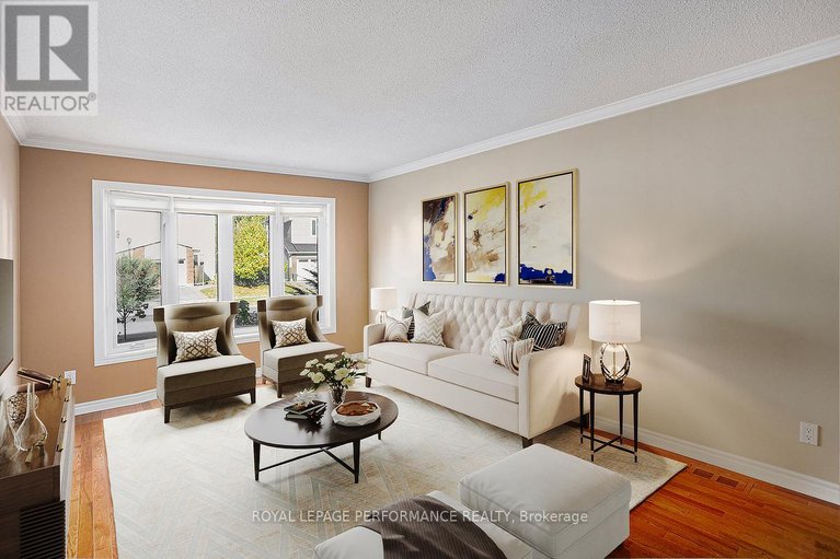 28989663/6232-fortune-drive/convent-glen-north/ottawa/ontario/K1C2B6_2