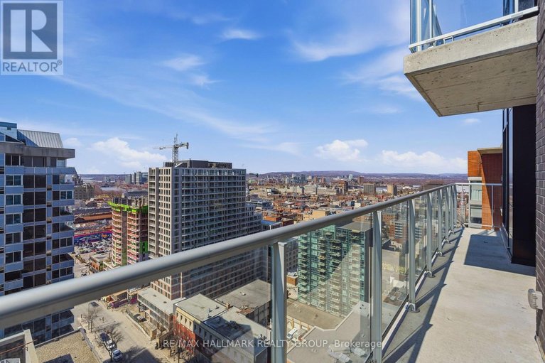 29589402/2202-180-george-street/lower-townbyward-market/ottawa/ontario/K1N0G8_20