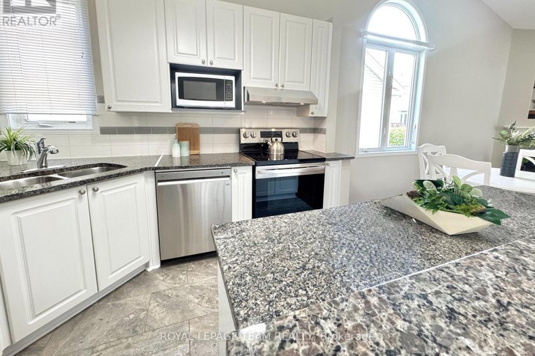 28552108/162-hartsmere-drive/stittsville-south/ottawa/ontario/K2S2H4_14