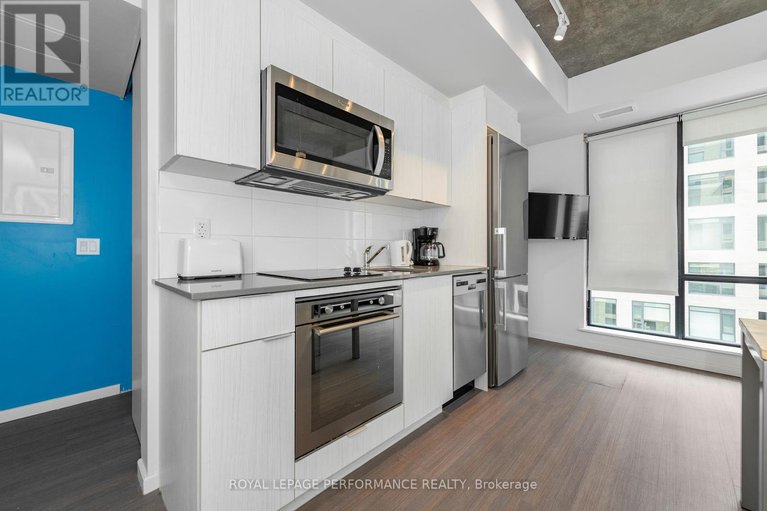 29665093/1118-105-champagne-avenue-s/west-centre-town/ottawa/ontario/K1S5E5_16