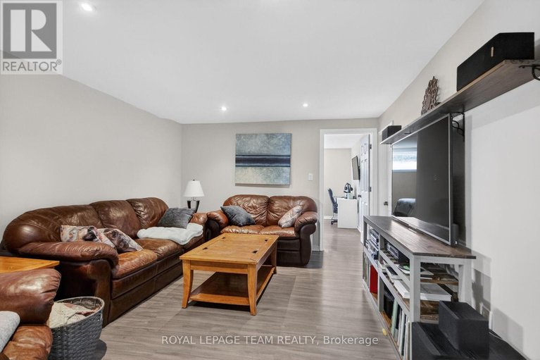 29647827/109-stonewalk-drive/north-grenville-twp-kemptville-south/north-grenville/ontario/K0G1J0_31