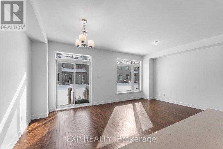 29337929/27-moosonee-crescent/riverside-southgloucester-glen/ottawa/ontario/K4M0L9_16