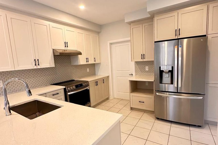 28937547/900-athenry-court/half-moon-bay/ottawa/ontario/K2J7C5_14