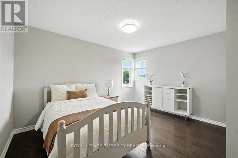28941532/106-trail-side-circle/springridgeeast-village/ottawa/ontario/K4A5A9_28