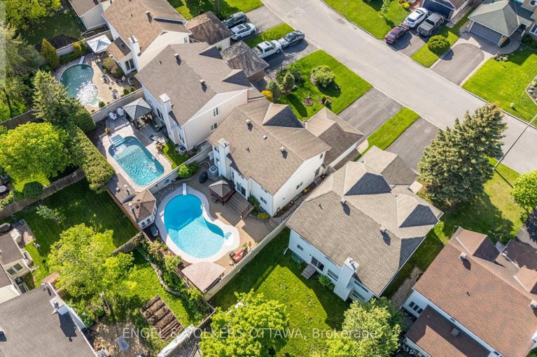28489478/6149-westwater-crescent/orleans-village/ottawa/ontario/K1W1E1_46