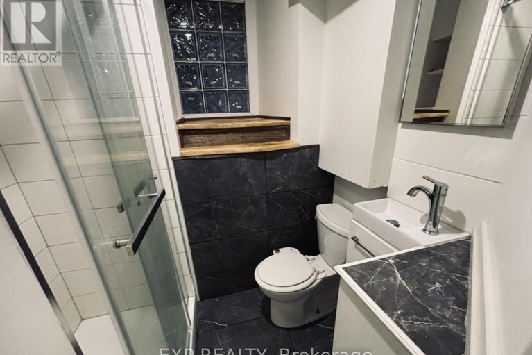 29339811/149-daly-avenue/sandy-hill/ottawa/ontario/K1N6E8_33