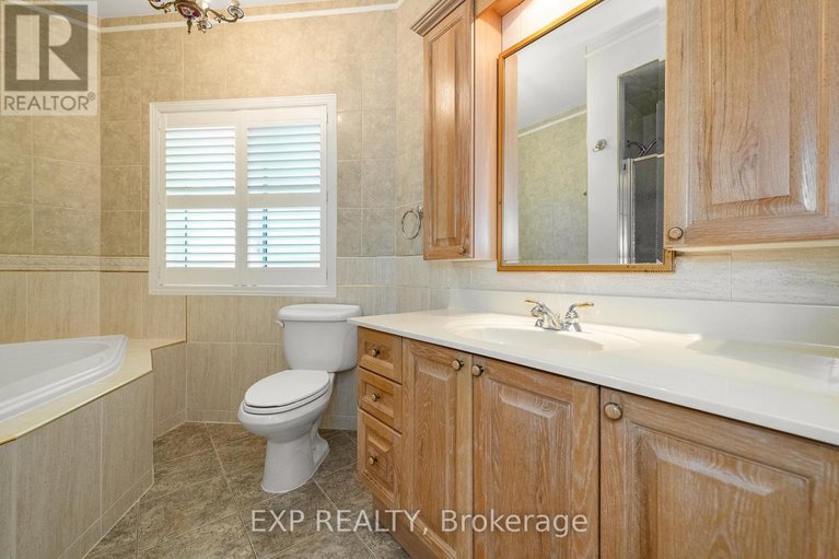 28890055/243-marilyn-avenue/mooneys-bayrevelstoke/ottawa/ontario/K1V7E4_33