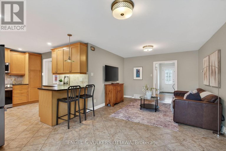 29673894/1774-playfair-drive/playfair-park/ottawa/ontario/K1H5S3_15