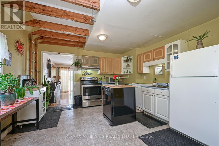 28756533/60-chambers-street/smiths-falls/smiths-falls/ontario/K7A2Y6_12