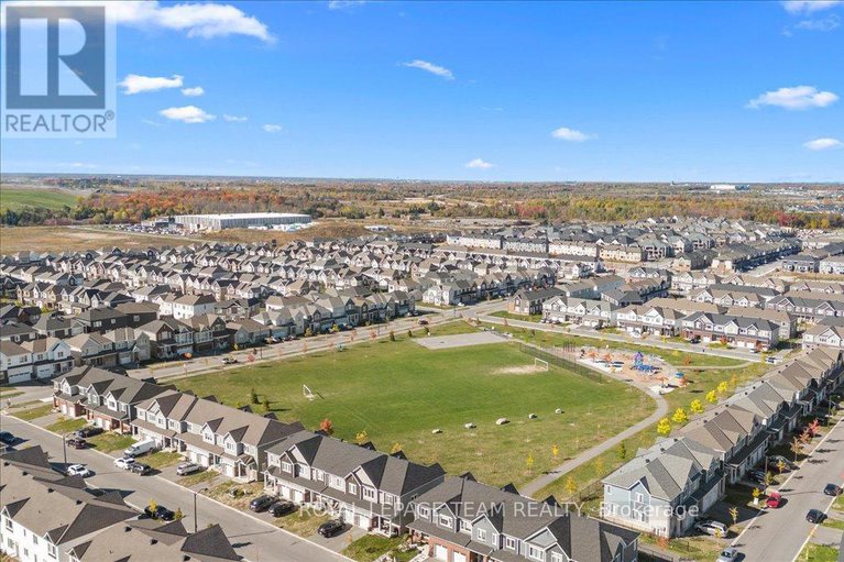 29004179/426-epoch-street/half-moon-bay/ottawa/ontario/K2J6X7_35