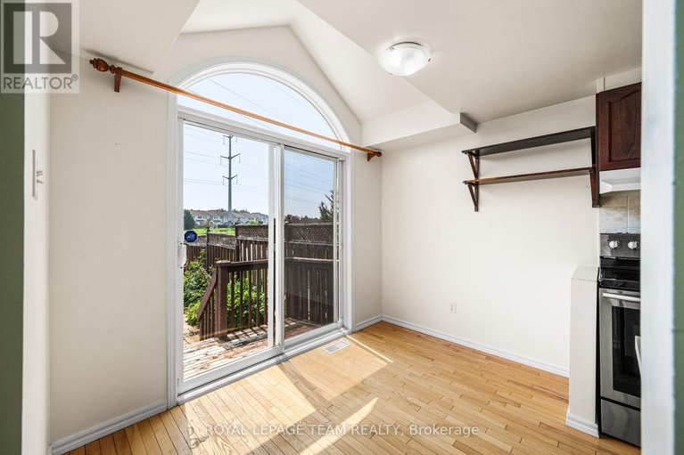 28624237/544-renaissance-drive/avalon-east/ottawa/ontario/K4A4E8_13