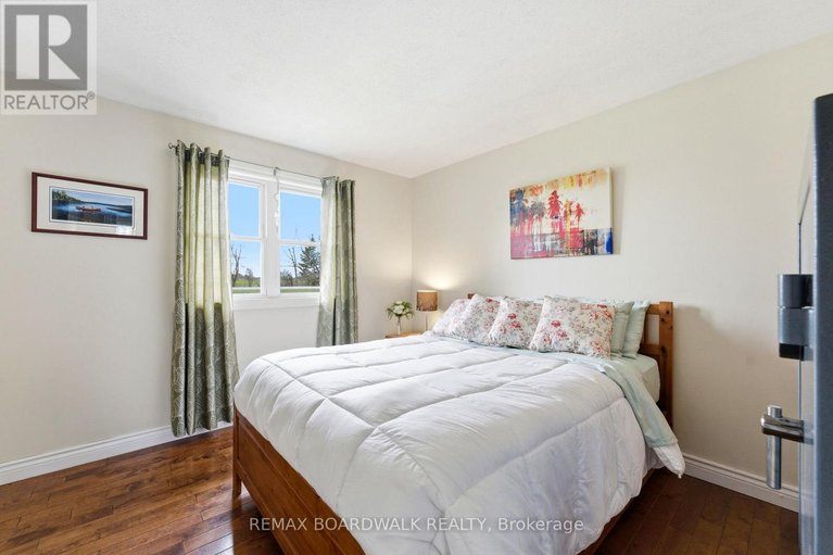 29674449/1671-oneill-road/north-grenville-twp-kemptville-south/north-grenville/ontario/K0G1S0_23