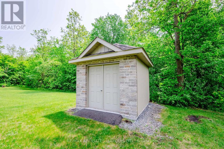 28416298/20452-patricia-lane/south-glengarry-lancaster-twp/south-glengarry/ontario/K0C1A0_47