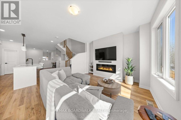 29543323/297-labelle-street/embrun/russell/ontario/K0A1W0_21