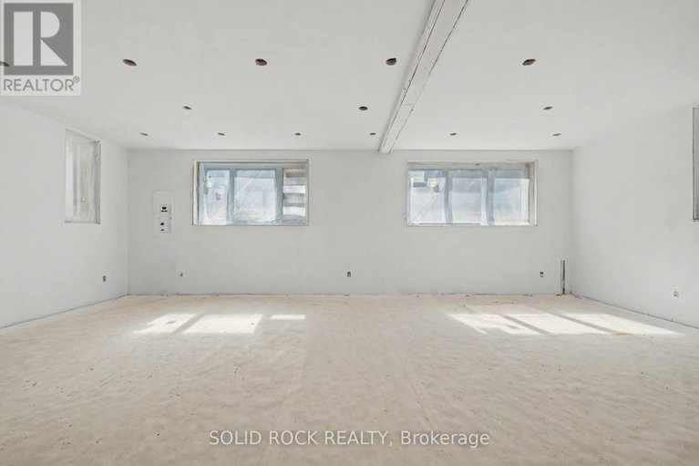 29669967/830-alpine-avenue/queensway-terrace-north/ottawa/ontario/K2B5R6_29