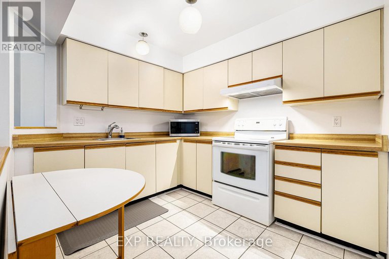 28423054/b-207-woodfield-drive/tanglewood/ottawa/ontario/K2G4P2_14