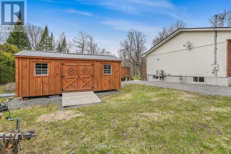 29643565/1-clarence-court/clarencerockland-twp/clarence-rockland/ontario/K4K1K7_26