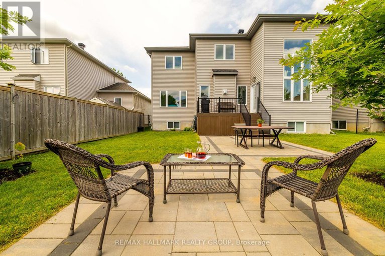28347410/87-cobblestone-drive/village-of-russell/russell/ontario/K4R0B2_49