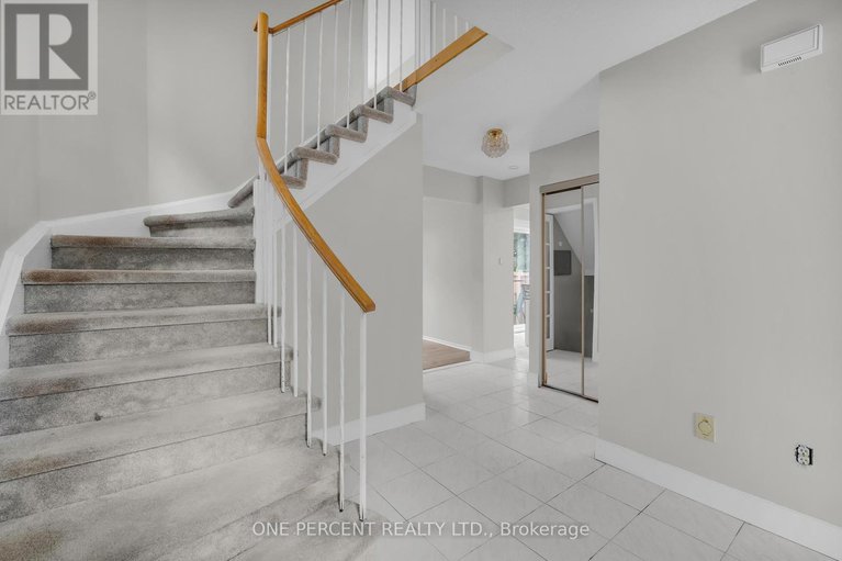 28940710/28-chickasaw-crescent/bridlewood/ottawa/ontario/K2M1M4_4