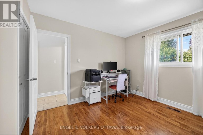 29250492/1291-notting-hill-avenue/ellwood/ottawa/ontario/K1V6T5_17