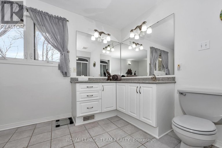 29475386/1961-manotick-station-road/osgoode-twp-north-of-reg-rd-6/ottawa/ontario/K0A2W0_16