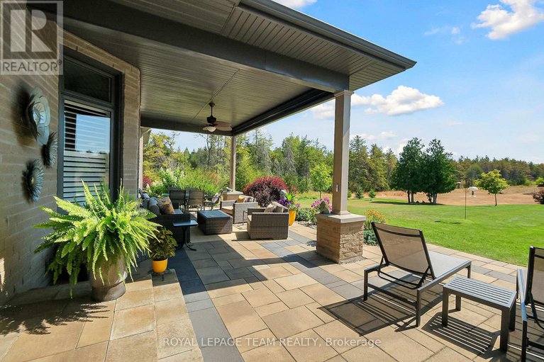 29340390/217-shamus-way/huntley-ward-south-west/ottawa/ontario/K0A1L0_44