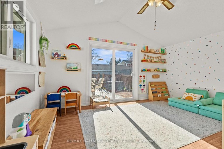 29670827/15-elm-avenue/village-of-russell/russell/ontario/K4R1B3_14