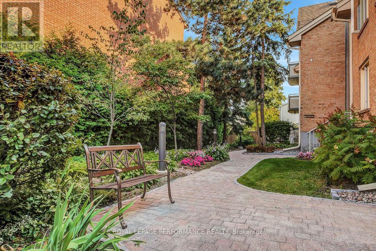 28841567/3-2-columbus-avenue/overbrook/ottawa/ontario/K1K1R3_3