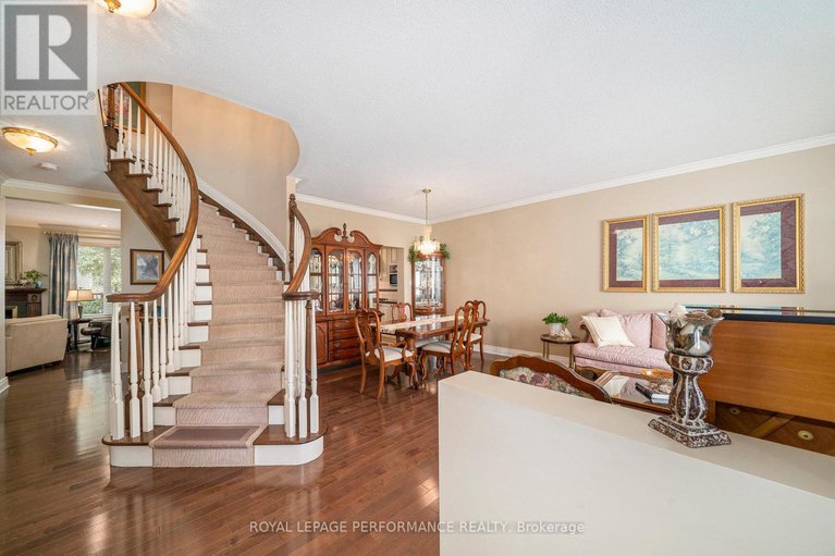 28759789/21-berry-glen-street/strandherd/ottawa/ontario/K2G7A5_11